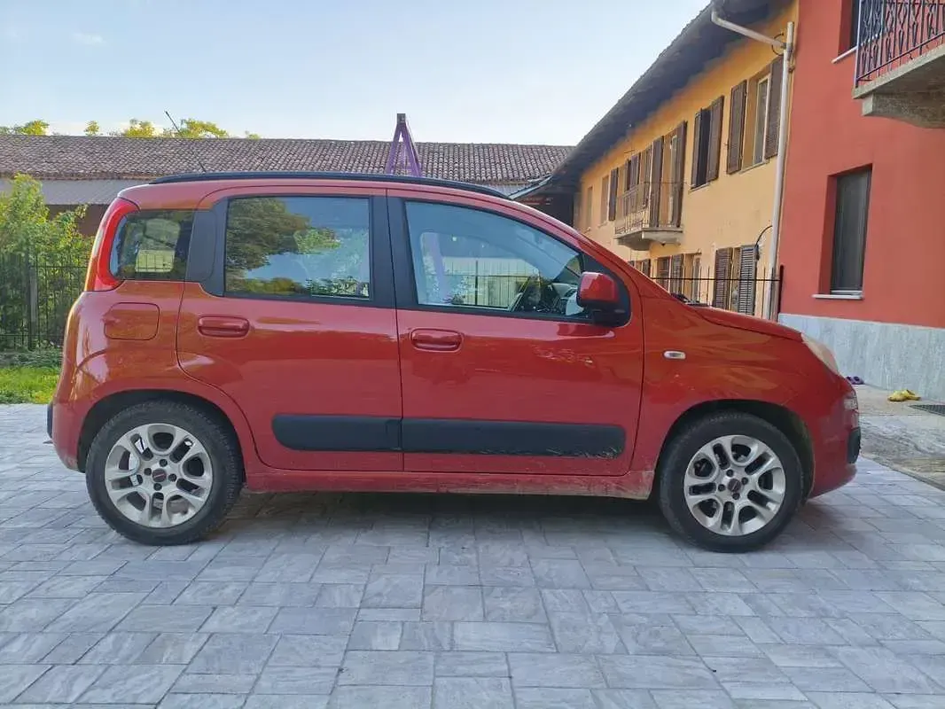 Usata Fiat Panda 84 CV (61 kW) 2012 Utilitaria