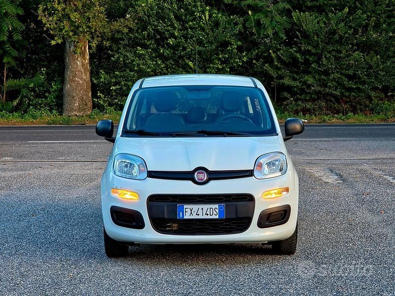 Usata Fiat Panda Connect 69 CV (50 kW) 2019 Bianco Utilitaria