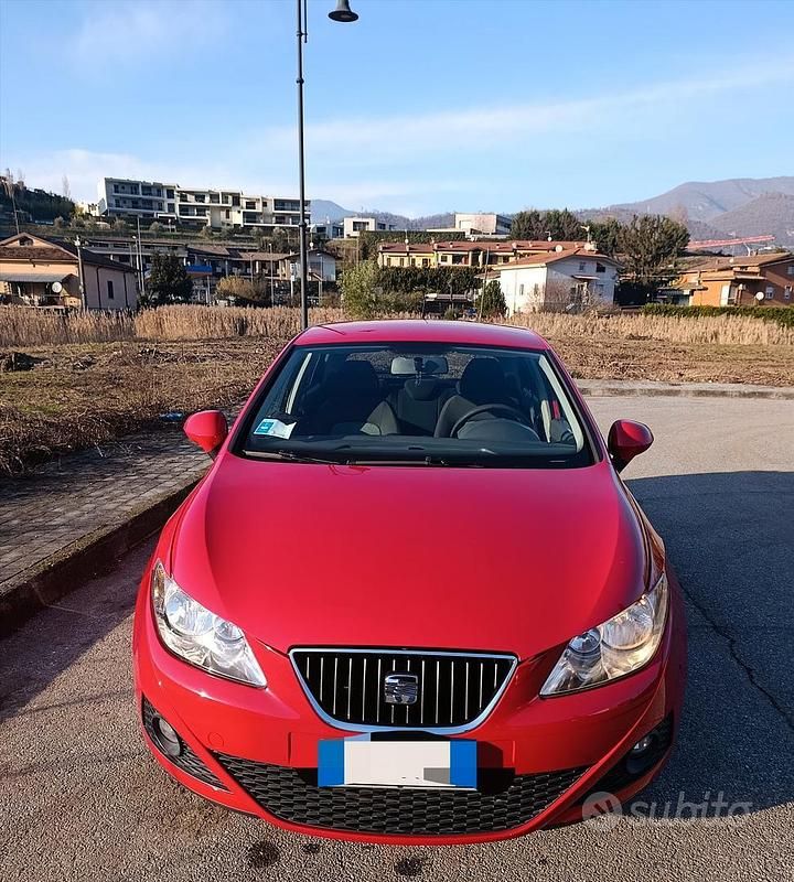 Usata Seat Ibiza 2008 Rosso Berlina