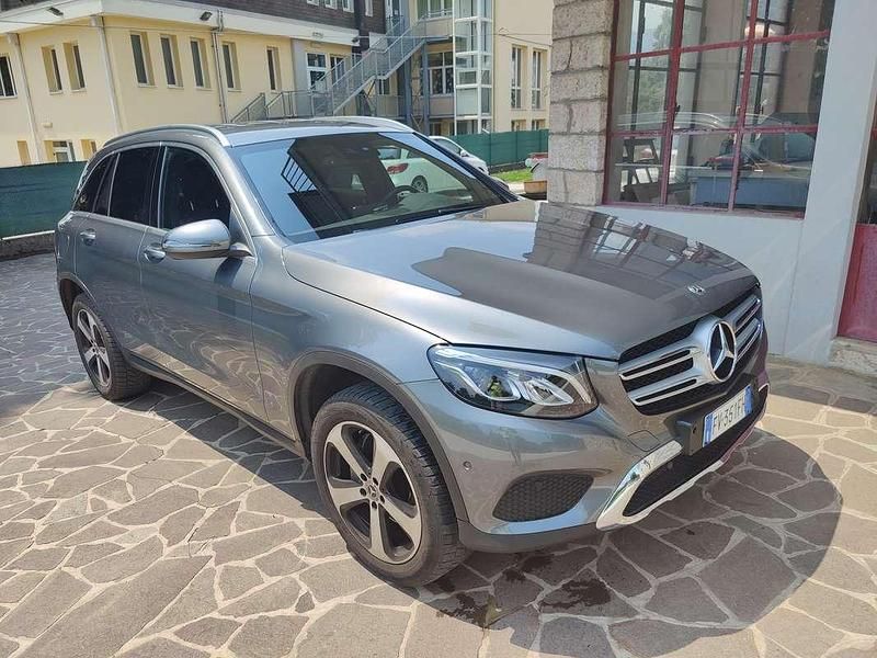 Usata Mercedes GLC250 Executive 204 CV (150 kW) 2018 Grigio SUV