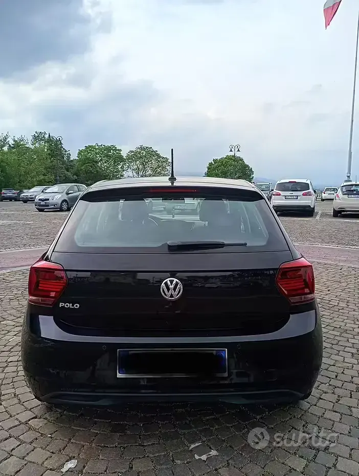 Usata VW Polo 95 CV (69 kW) 2018 Nero Utilitaria