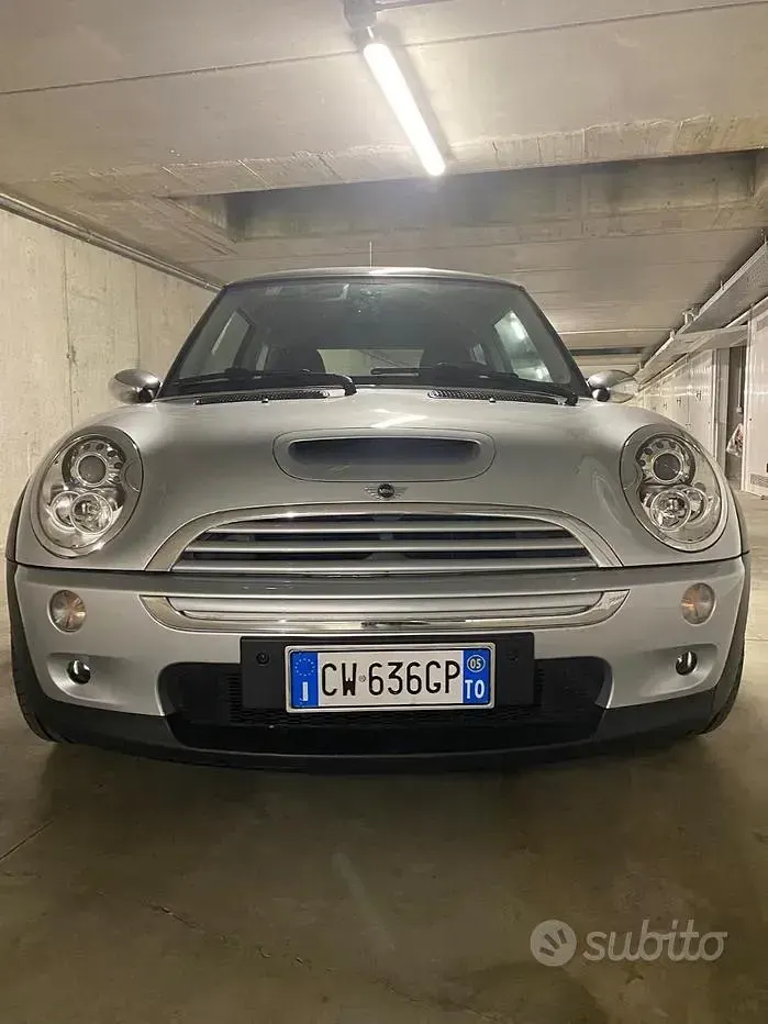 Usata Mini Cooper S 170 CV (125 kW) 2005 Argento Utilitaria