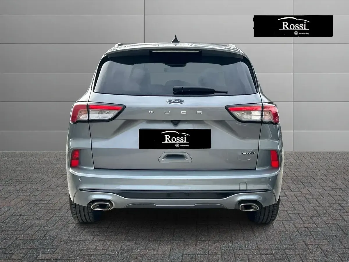 Begagnad Ford Kuga ST-Line X 152 HK (111 kW) 2023 Grå SUV