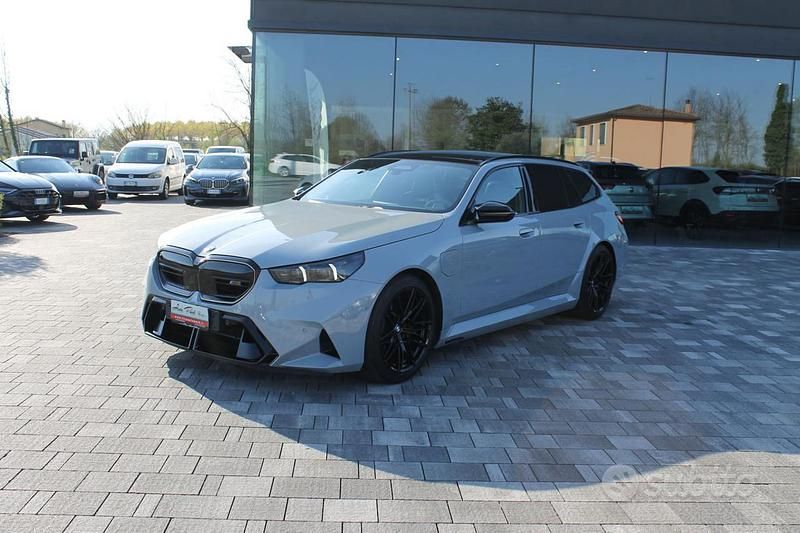 Usata BMW M5 585 CV (430 kW) 2025 Brooklyn grau metallic Station wagon