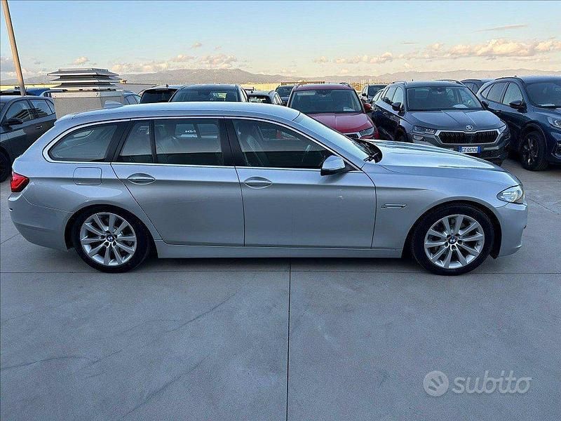 Usata BMW 520 Luxury Line 190 CV (139 kW) 2016 Grigio Station wagon