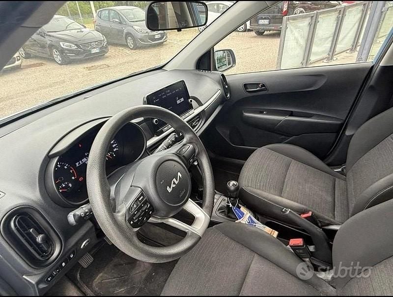 Usata Kia Picanto X-Line 65 CV (47 kW) 2022 Blu Utilitaria