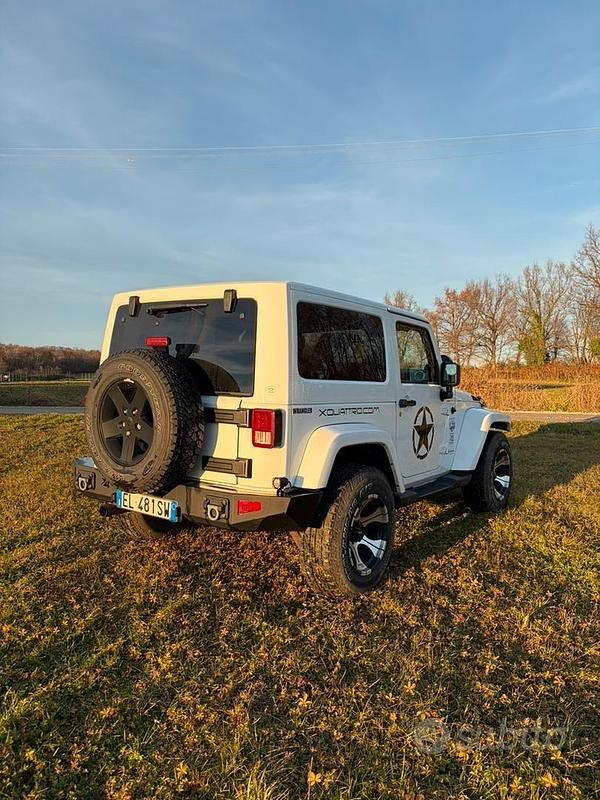 Usata Jeep Wrangler 200 CV (147 kW) 2012 Bianco SUV