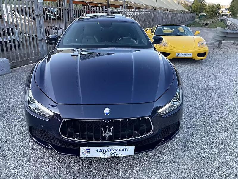 Usata Maserati Ghibli 275 CV (202 kW) 2017 Blu Berlina