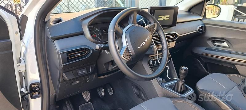 Usata Dacia Sandero Extreme 110 CV (80 kW) 2024 Bianco Berlina