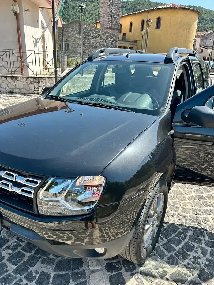 Usata Dacia Duster 109 CV (80 kW) 2016 Nero SUV