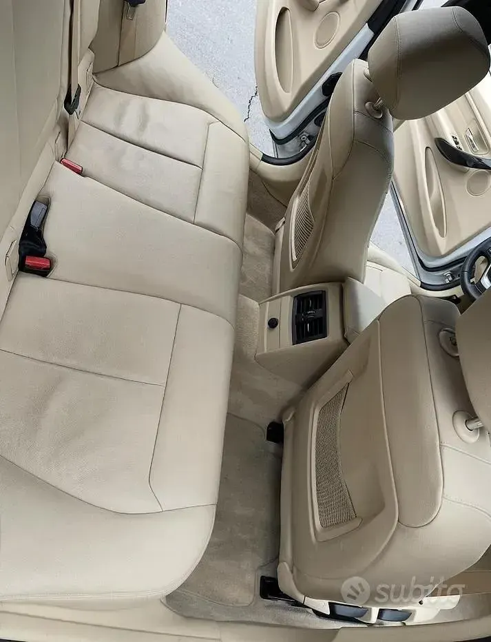 Usata BMW 318 Luxury Line 143 CV (105 kW) 2014 Bianco Station wagon