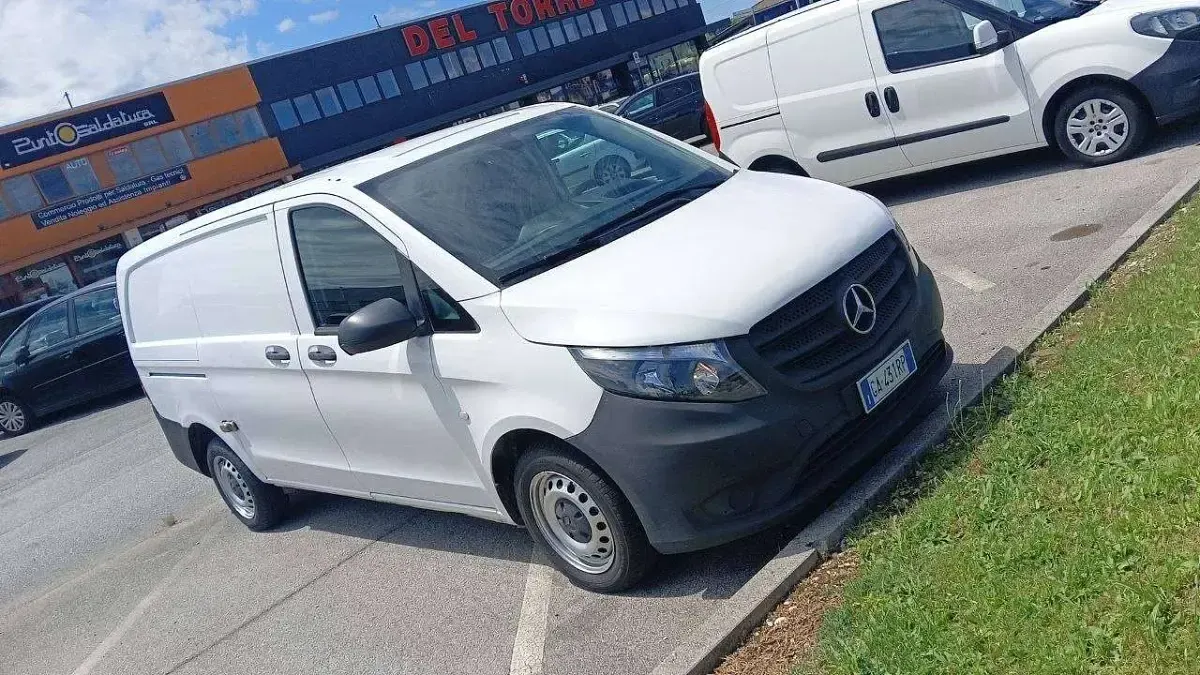 Usata Mercedes Vito 116 CV (85 kW) 2020 Bianco Furgone