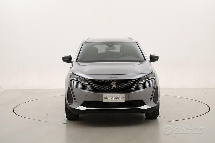 Usata Peugeot 5008 Allure 131 CV (96 kW) 2023 Gray SUV