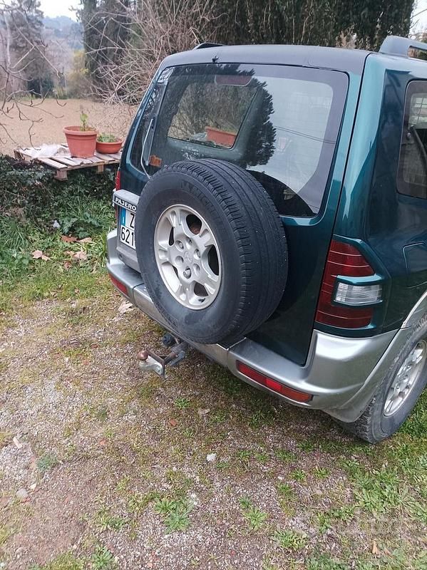 Usata Mitsubishi Pajero 2000 SUV