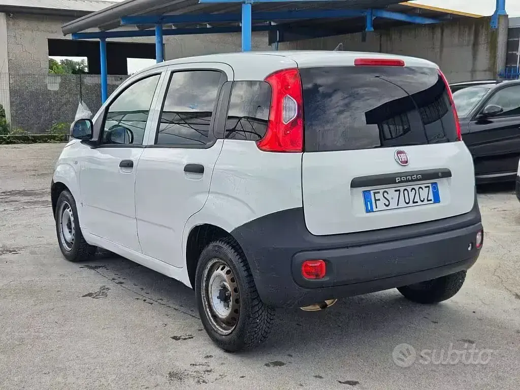 Usata Fiat Panda Pop 69 CV (50 kW) 2018 Bianco Utilitaria