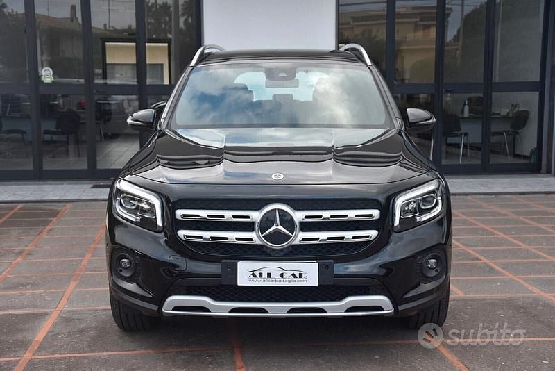 Usata Mercedes GLB200 Business 150 CV (110 kW) 2021 Nero SUV