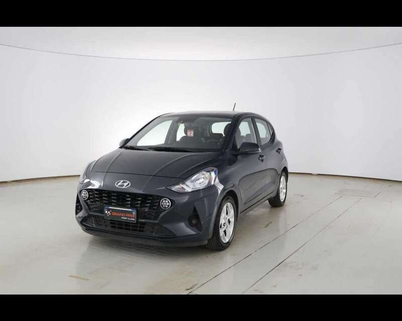 Grigio scuro Usata 2021 Hyundai i10 Due volumi | 10.200 € (Ottimo prezzo) - Immagine 1/4