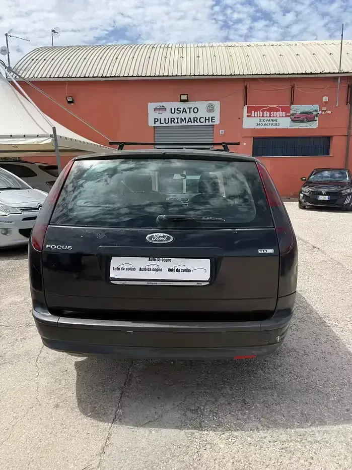 Usata Ford Focus S 90 CV (66 kW) 2006 Nero Station wagon