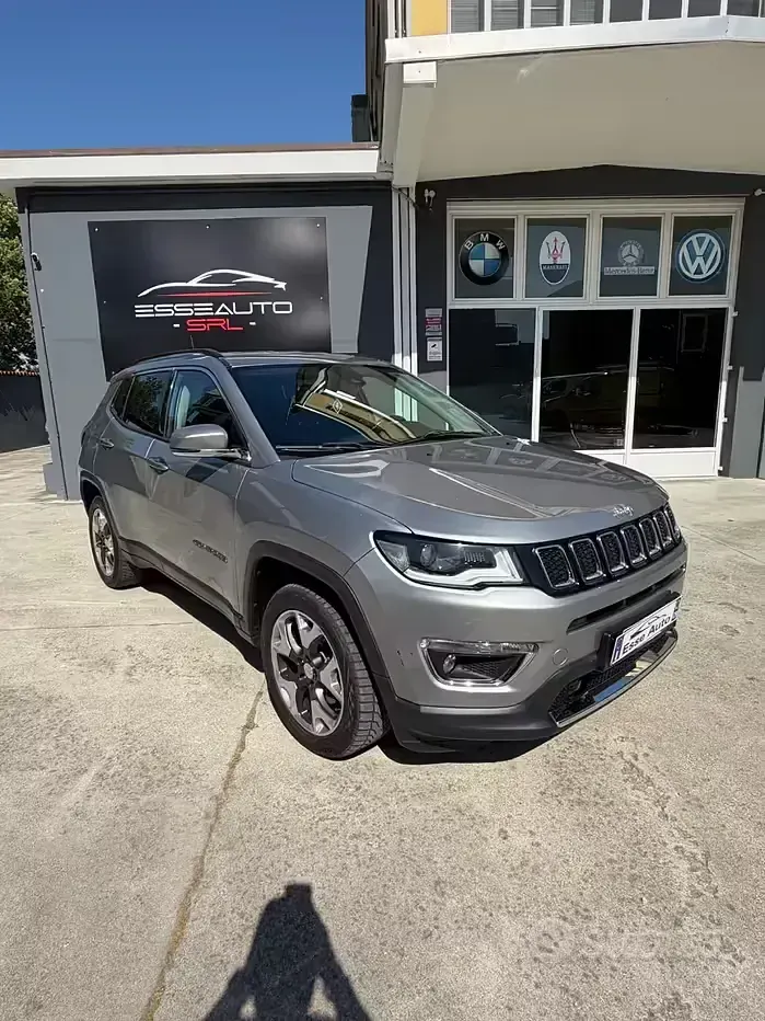 Usata Jeep Compass Limited 140 CV (102 kW) 2018 Grigio SUV