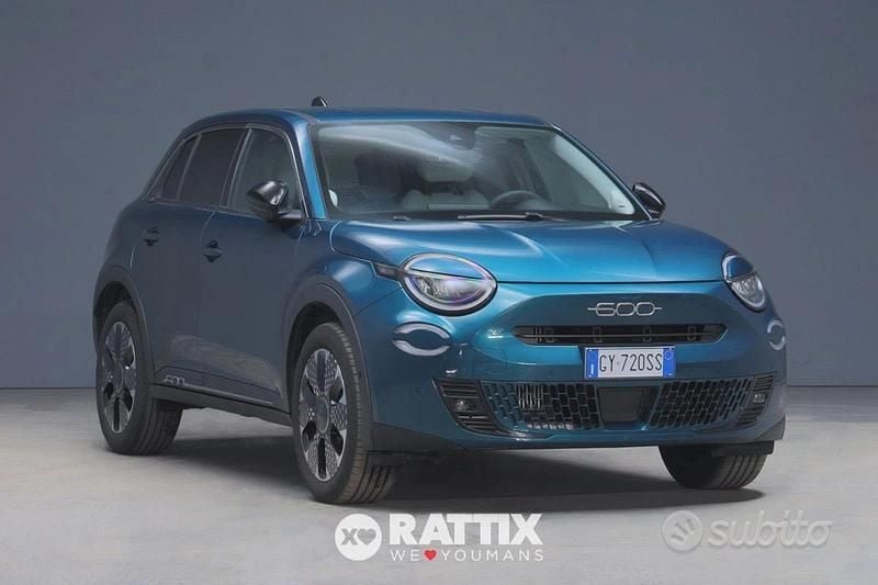 Usata Fiat 600 La Prima 101 CV (74 kW) 2025 Verde mare metallizzato SUV