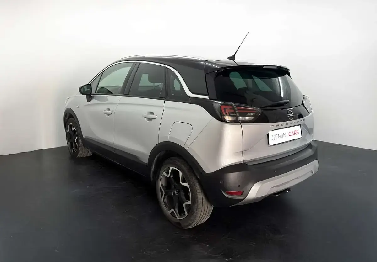 Usata Opel Crossland Elegance 131 CV (96 kW) 2023 Grigio SUV