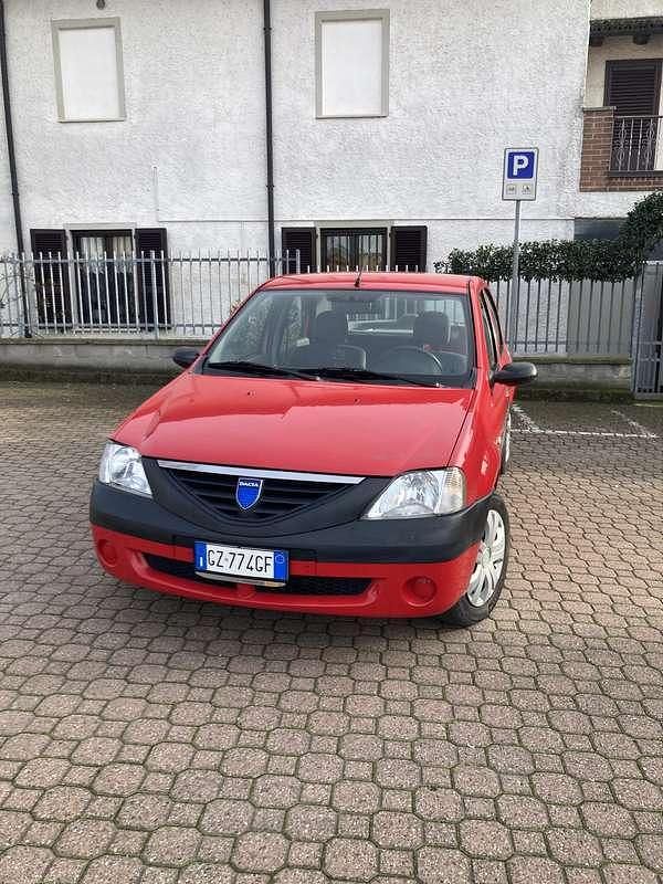 Usata Dacia Logan Ambiance 68 CV (50 kW) 2008 Rosso Berlina