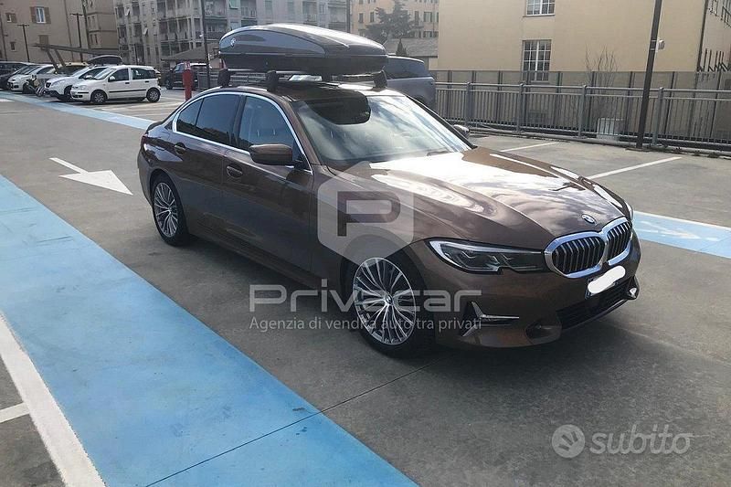 Usata BMW 320 Luxury Line 163 CV (119 kW) 2020 Marrone Berlina