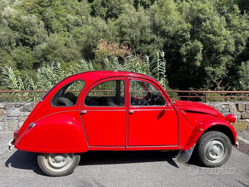 Usata Citroën 2CV 29 CV (21 kW) 1983 Rosso Berlina