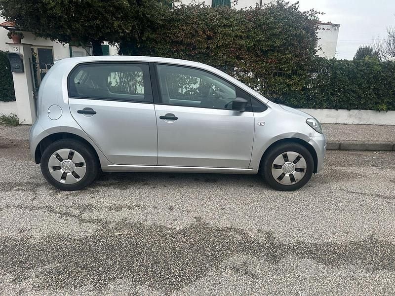 Usata VW up! 2016 Utilitaria