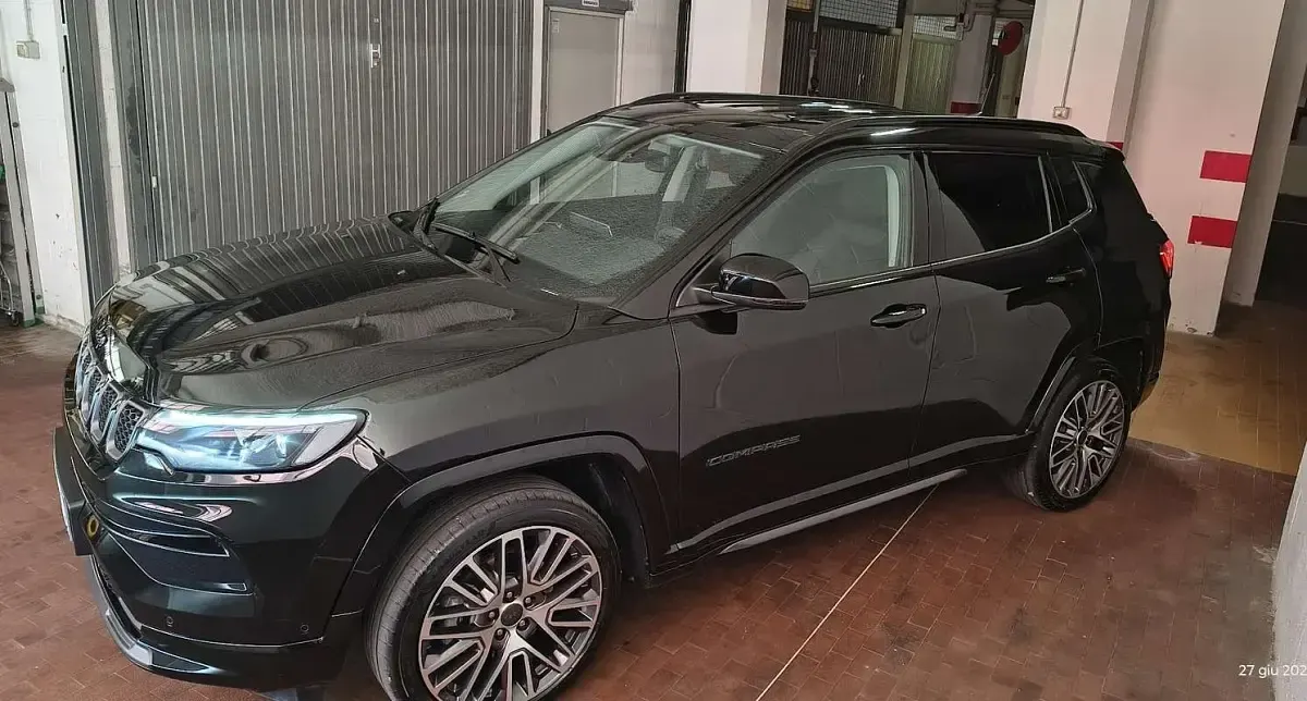 Usata Jeep Compass Summit 131 CV (96 kW) 2024 SUV