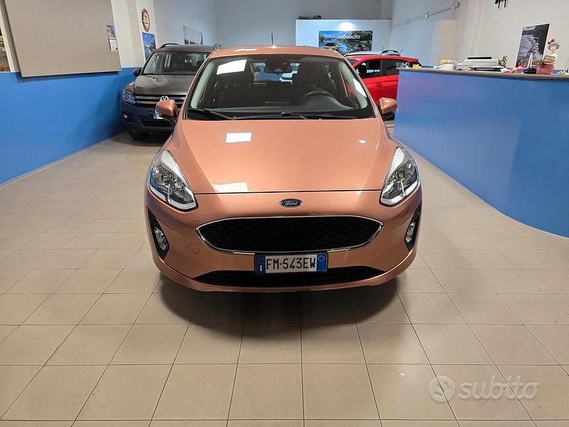 Begagnad Ford Fiesta 85 HK (62 kW) 2018 Brun Halvkombi