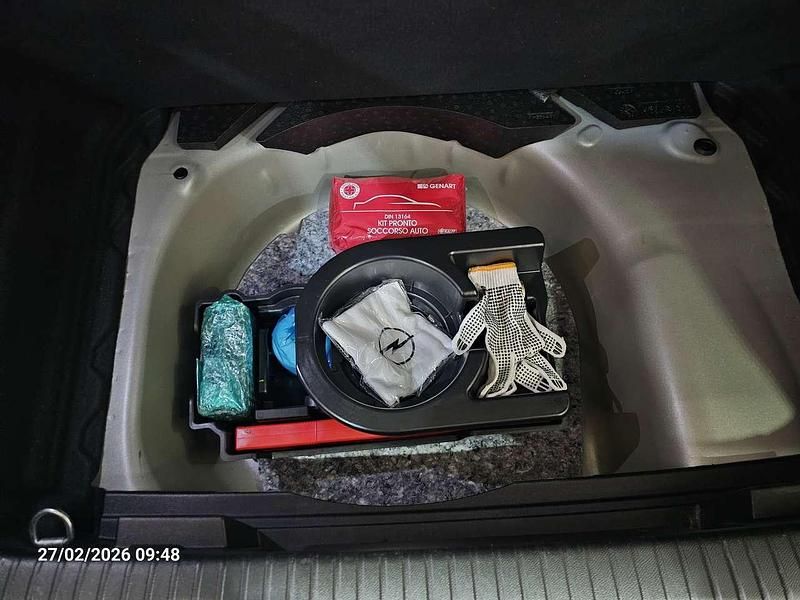 Usata Opel Mokka Elegance 101 CV (74 kW) 2023 Other SUV