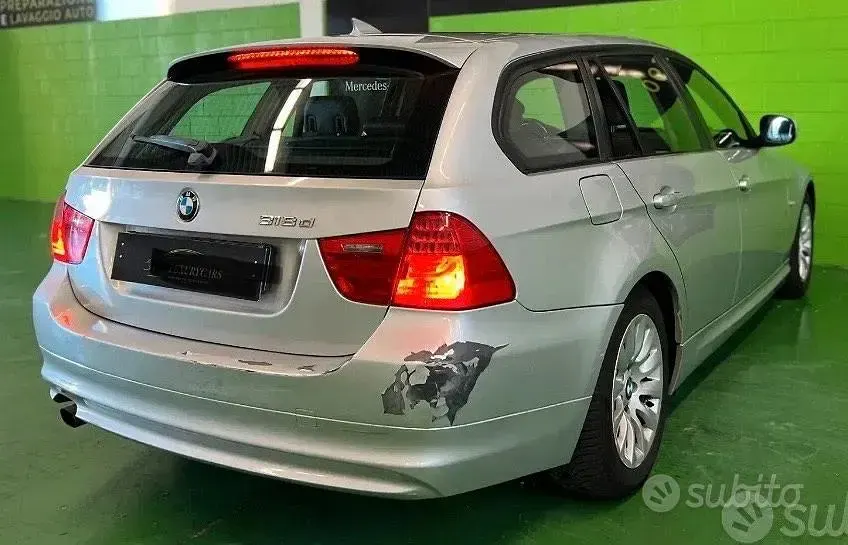 Usata BMW 318 143 CV (105 kW) 2009 Grigio Station wagon