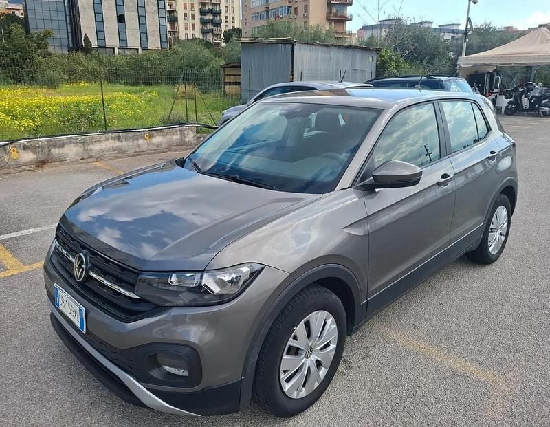 Usata VW T-Cross Style 95 CV (69 kW) 2021 Grigio SUV
