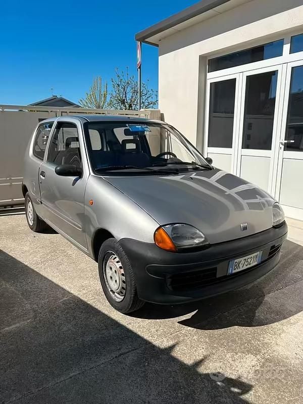 Usata Fiat 600 Young 2000 Grigio Utilitaria