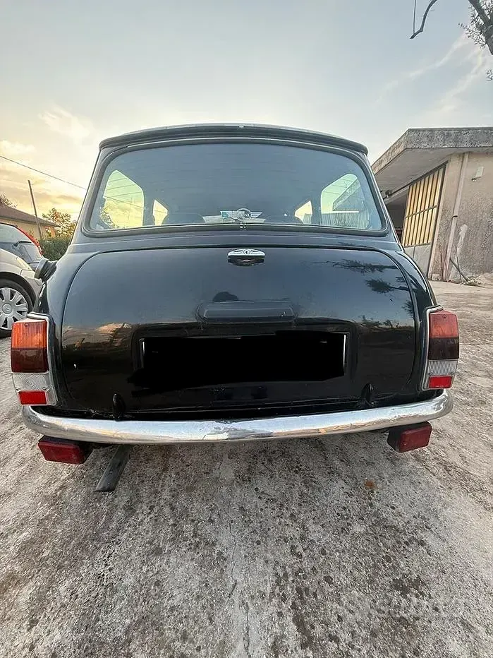 Usata Mini 1000 1982 Nero Utilitaria