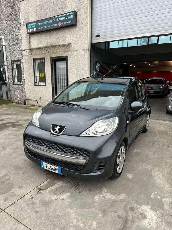 Blu Usata 2009 Peugeot 107 Due volumi | 1490 € (Super prezzo) - Immagine 1/4