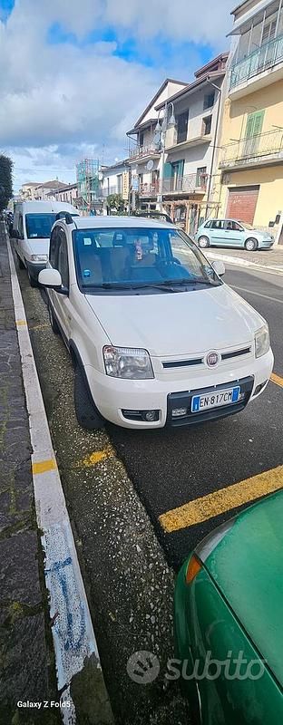 Usata Fiat Panda 4x4 2011 Bianco Utilitaria