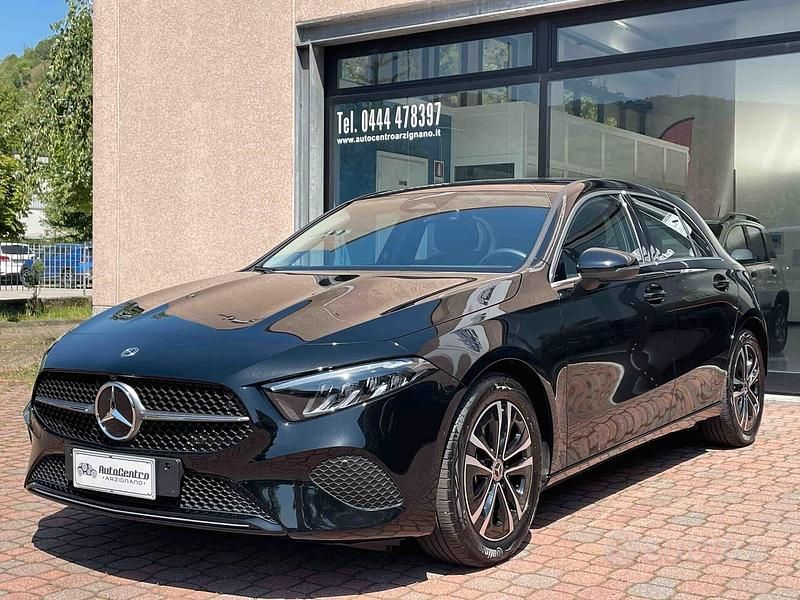 Usata Mercedes A180 Progressive 136 CV (100 kW) 2023 Nero Berlina