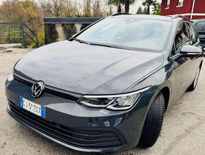 Grigio Usata 2022 VW Golf VIII Style Station wagon | 11.900 € (Super prezzo) - Immagine 1/4