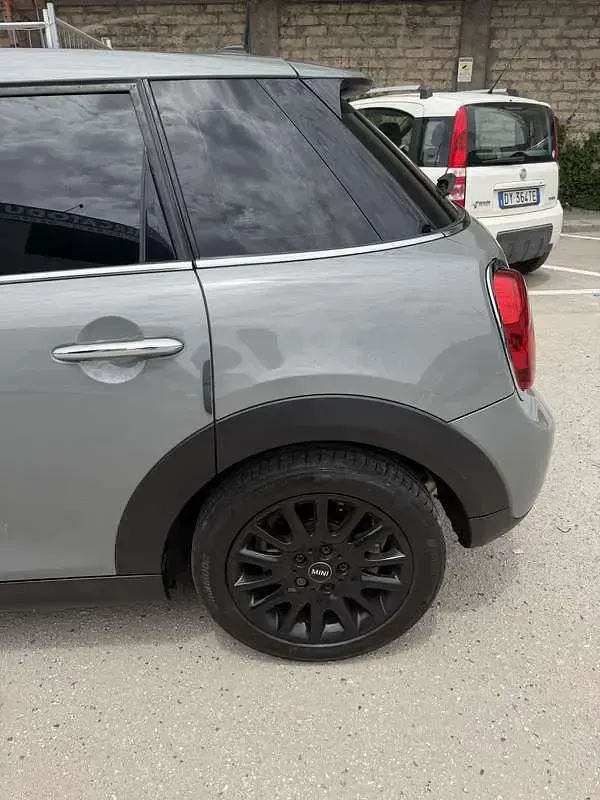 Usata Mini ONE 102 CV (75 kW) 2021 Utilitaria