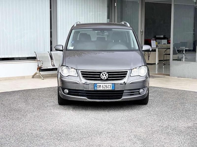 Usata VW Touran 170 CV (125 kW) 2008 Argento Monovolume