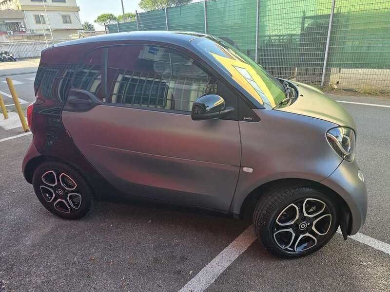 Grigio Usata 2018 Smart ForTwo Coupé Passion Due volumi | 14.800 € (Buon prezzo) - Immagine 1/4