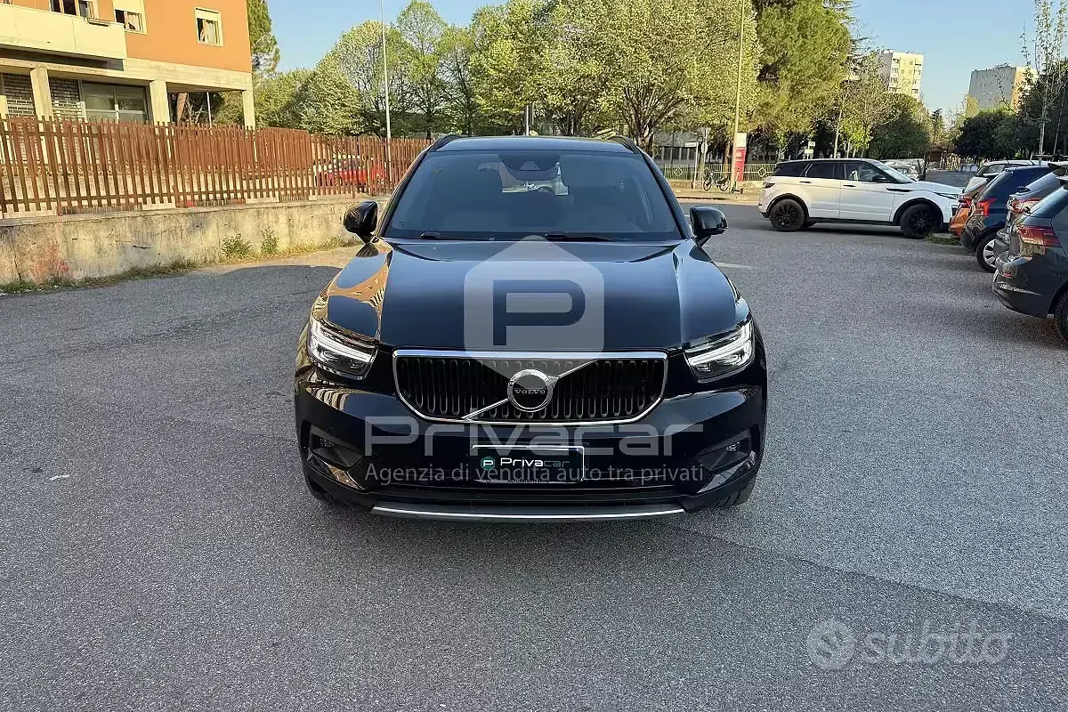 Usata Volvo XC40 R-Design 150 CV (110 kW) 2020 Nero SUV