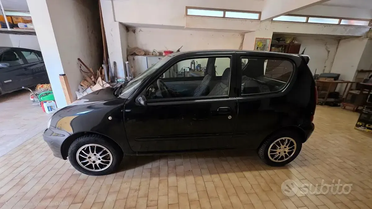 Usata Fiat 600 54 CV (39 kW) 2007 Nero Utilitaria