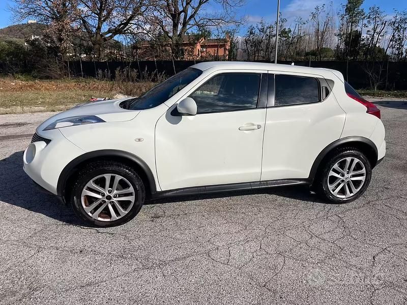 Usata Nissan Juke Acenta 110 CV (80 kW) 2011 Bianco SUV