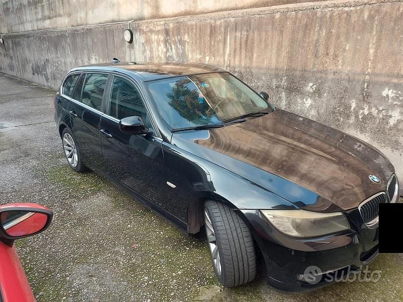 Usata 2011 BMW 320 Station wagon | 3200 € (Super prezzo) - Immagine 1/4