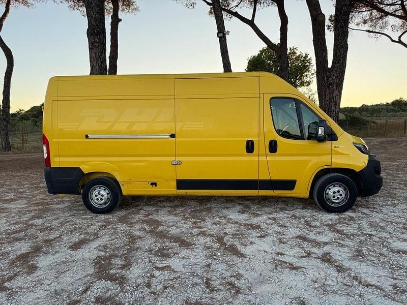 Begagnad Fiat Ducato 33 120 HK (88 kW) 2020 Gul Van
