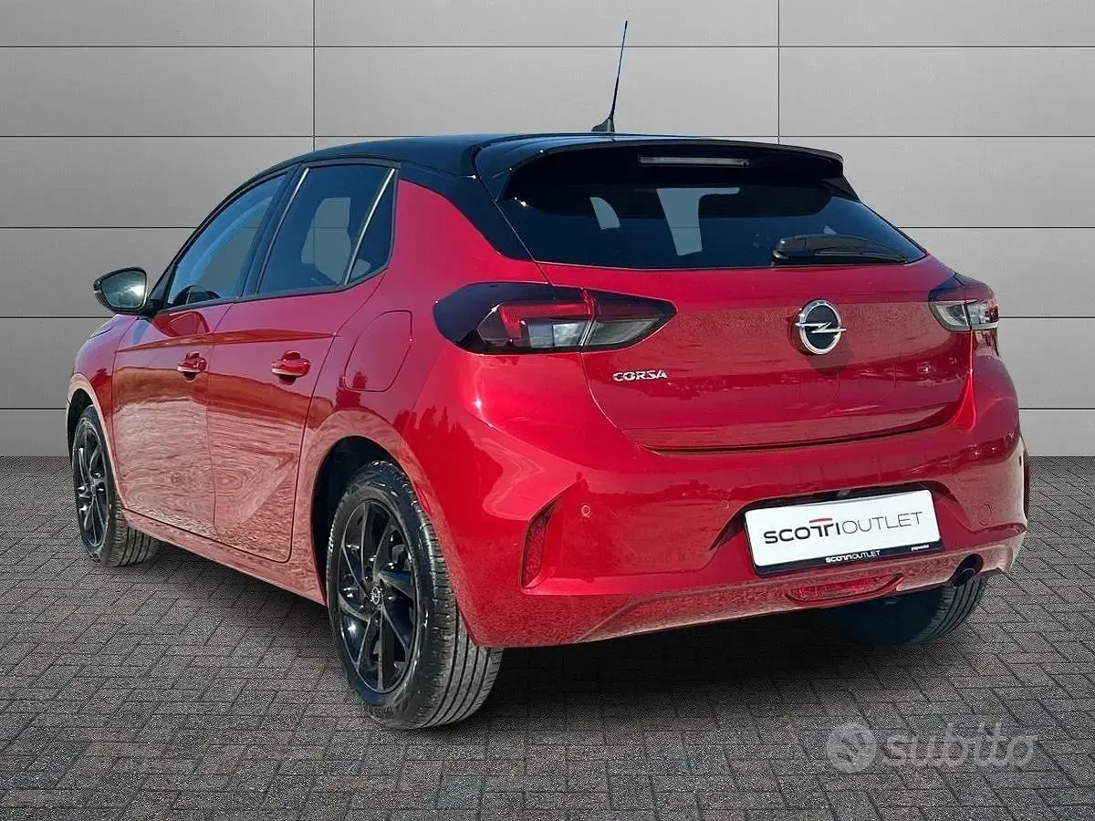 Usata Opel Corsa Edition 75 CV (55 kW) 2022 Rosso Utilitaria