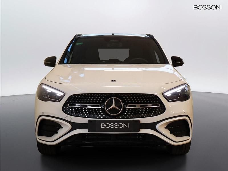 Nuova Mercedes GLA250 AMG line 218 CV (160 kW) 2026 Bianco SUV
